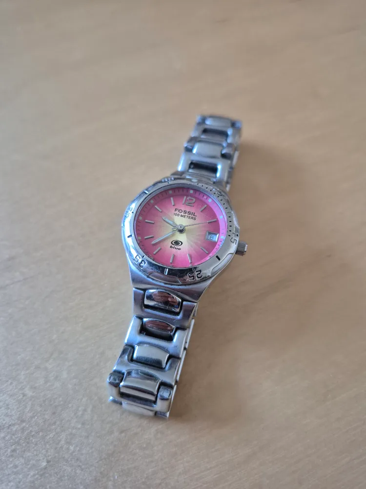 Fossil Blue Woman's Watch: Stainless Steel, Date, 3-hand, Pink image indicator(9)