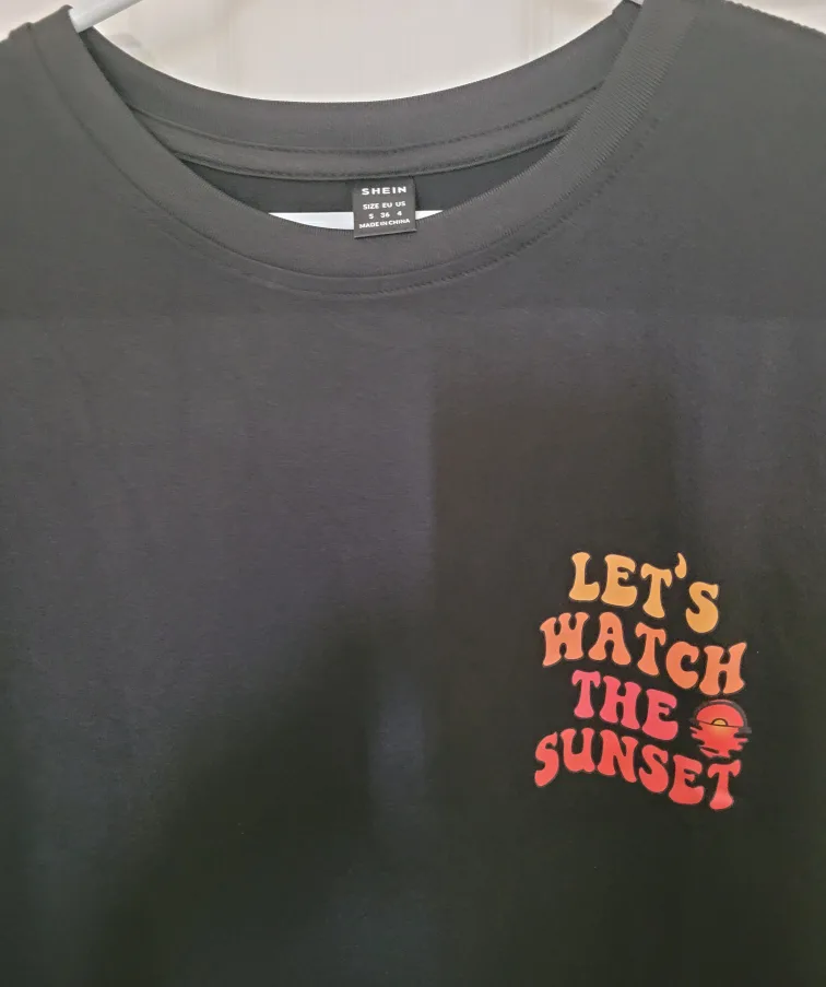 Shein Oversized Black Graphic T-Shirt - Size S image indicator(6)