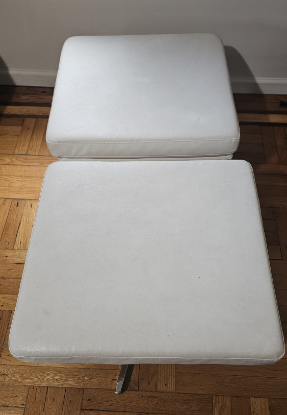 Whitish Ottoman