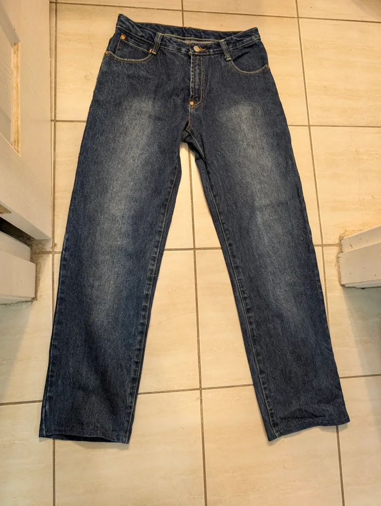 Evisu White Logo Jeans - Size 31"x32" - hand embroidery logo image indicator(4)