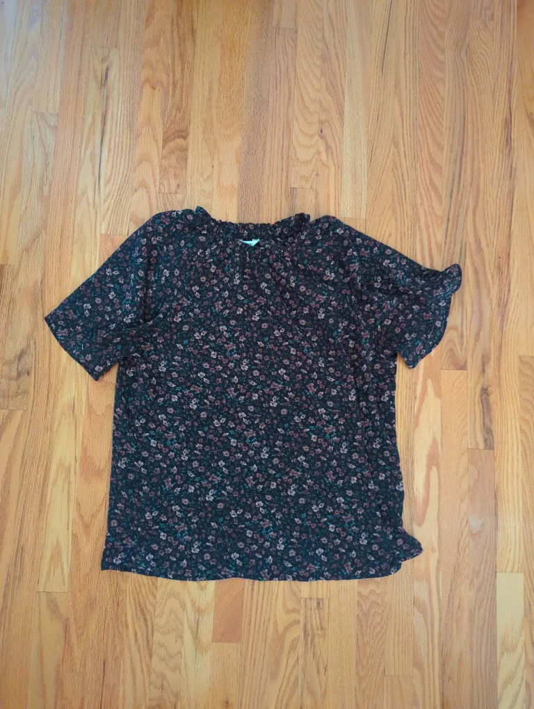 Floral Print Blouse 🇨🇦 thumbnail