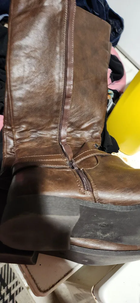 Brown Knee-High Boots (Size 7 🇨🇦 thumbnail