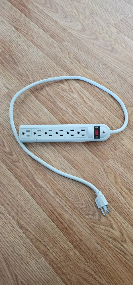 Power Bar 6 Outlet Surge Protector thumbnail
