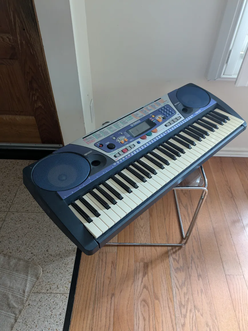 🇨🇦 Yamaha PSR-262 Keyboard thumbnail