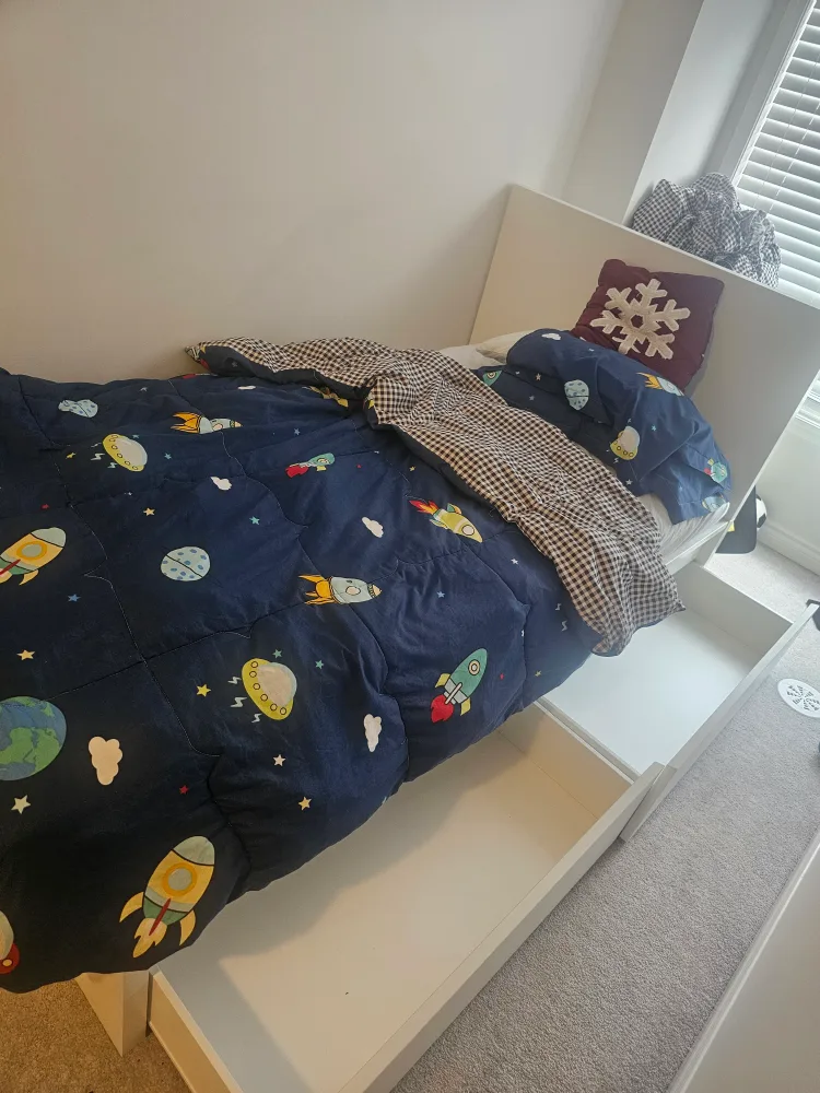 Ikea Hemnes Daybed Frame w/ 3 Drawers thumbnail
