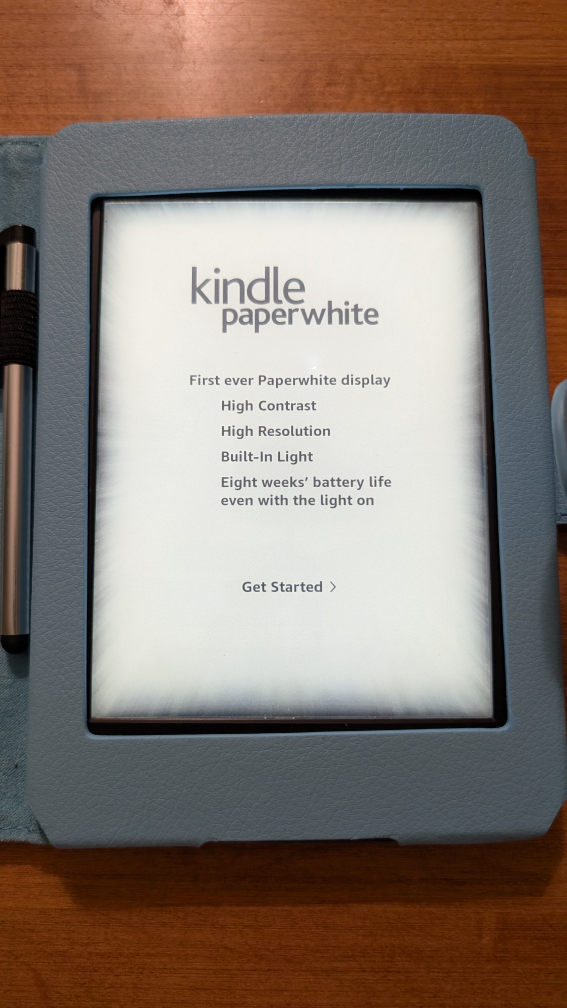 Kindle Paperwhite (7th Gen) with case & stylus