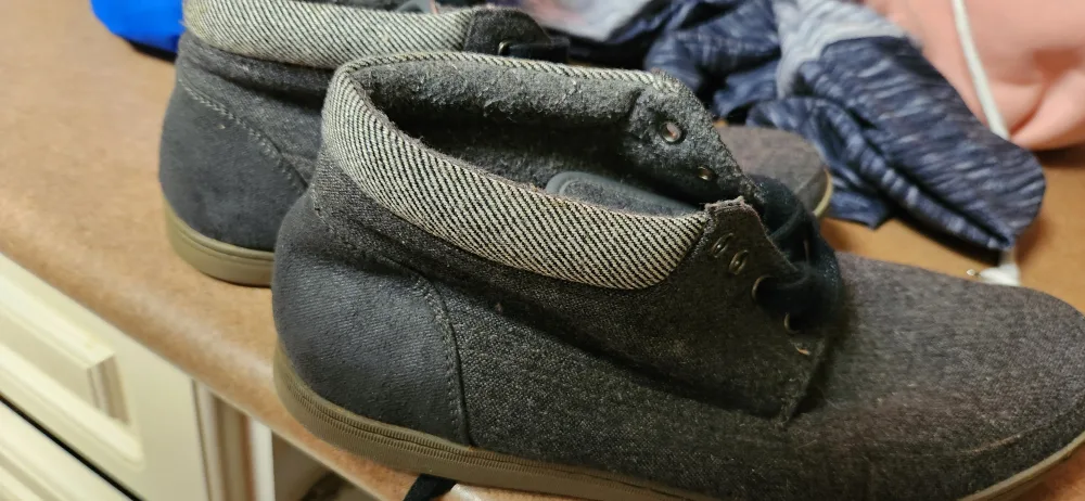 ALDO ladies Gray Ankle Boots - Size 9🇨🇦thrifty picks thumbnail