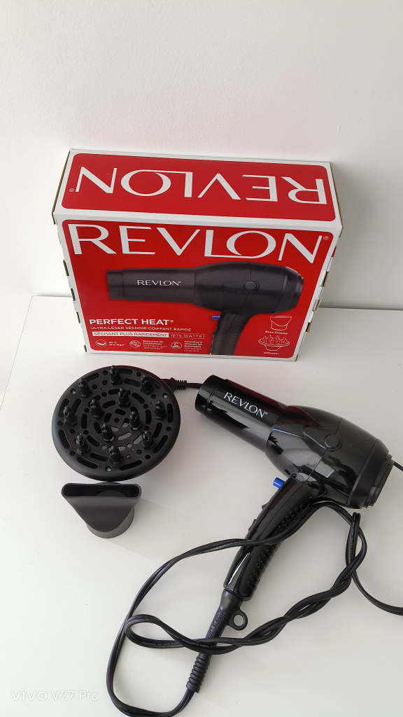 Revlon Perfect Heat Hair Dryer - photo 2