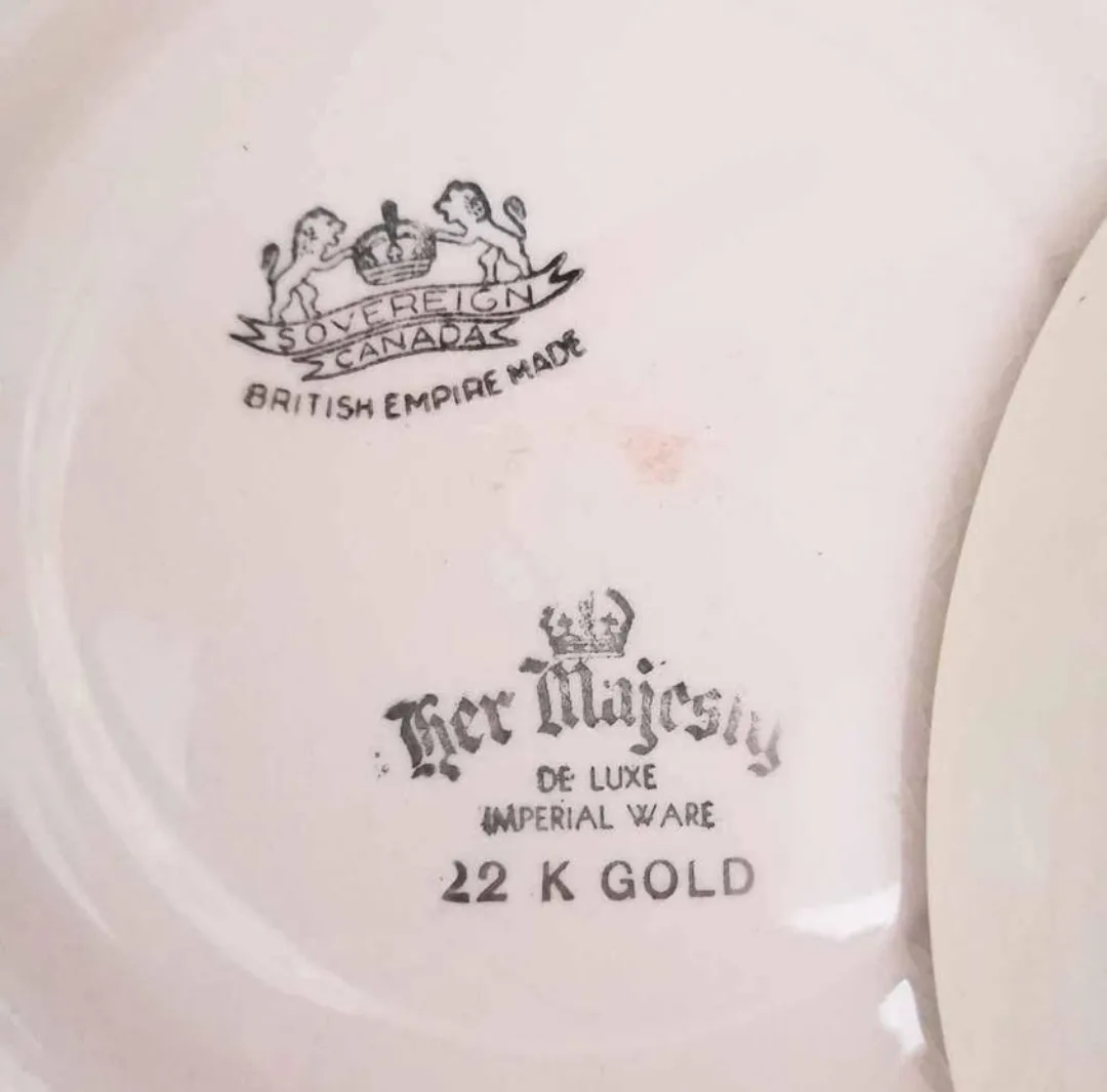 Rare Cream Soup Bowls - Her Majesty Deluxe Imperial Ware image indicator(9)