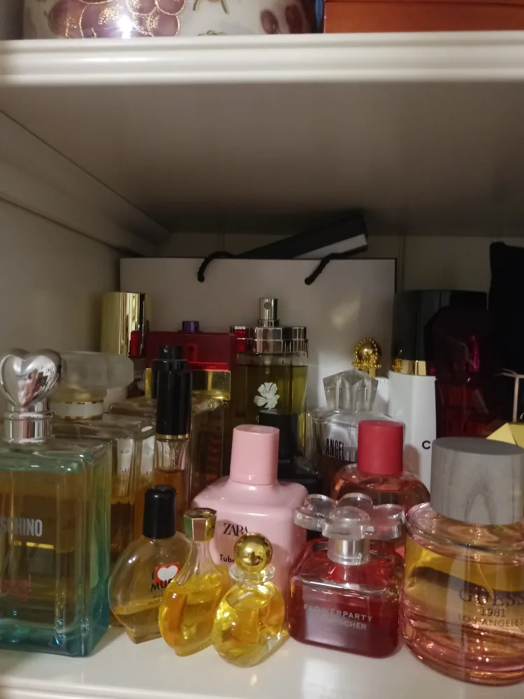 Assorted Perfume Bottles thumbnail