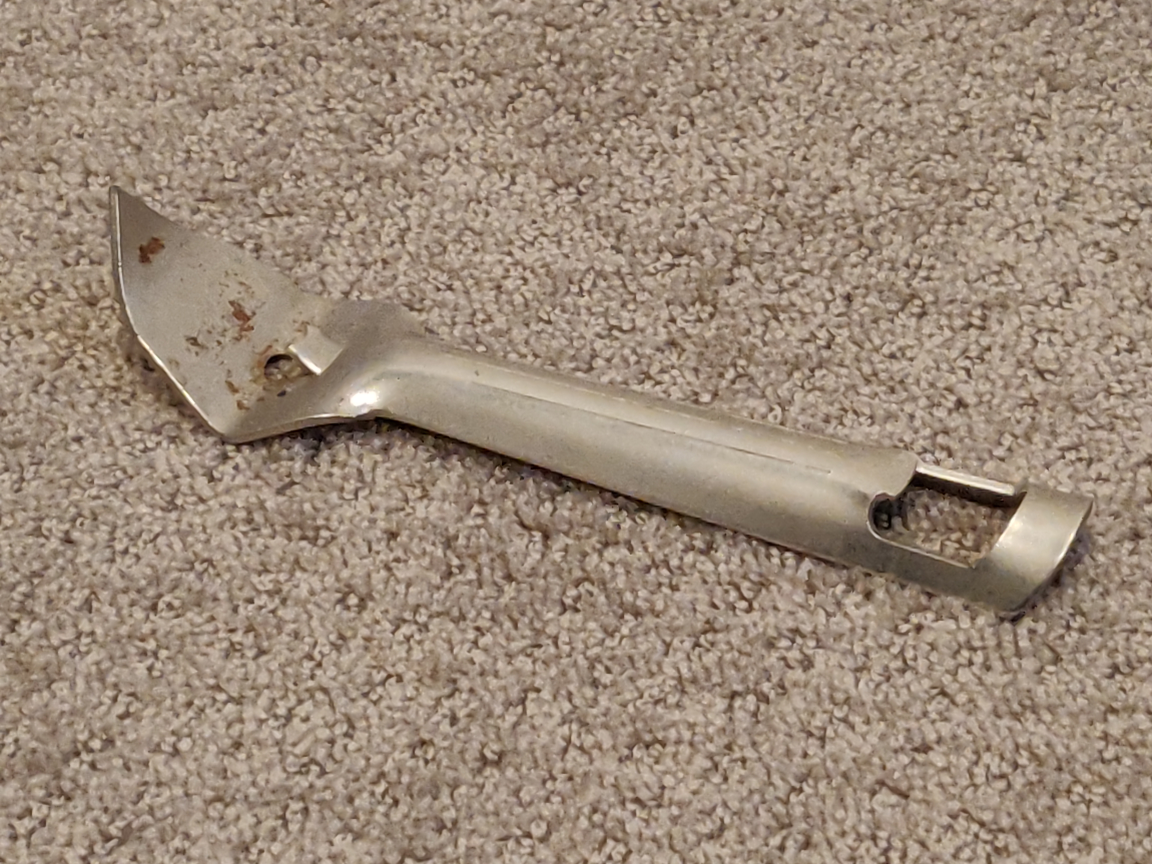 Can Punch and Bottle Opener (King Industrial Size)