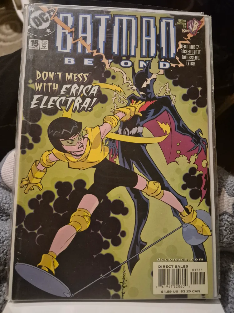 Batman Beyond #15 Comic Book thumbnail