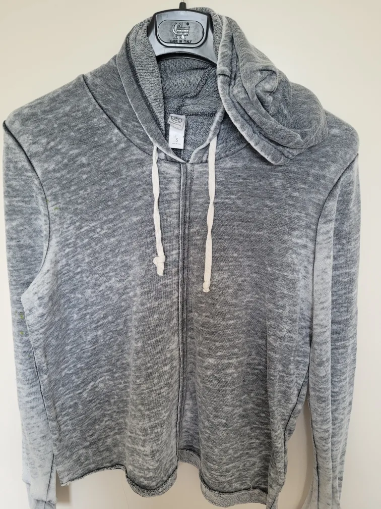 Alternative Apparel Grey Hoodie - Size S 🇨🇦 thumbnail