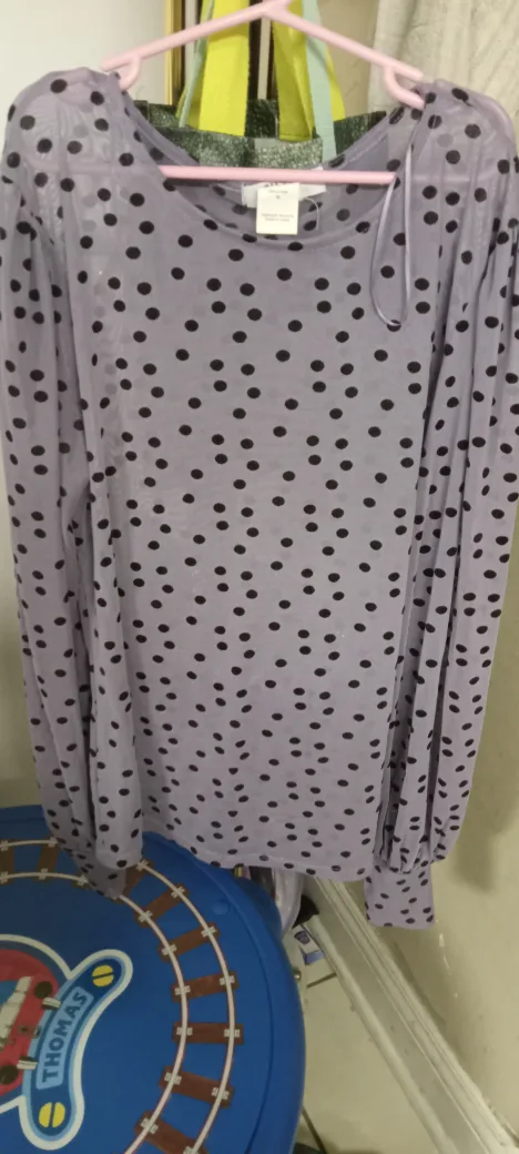 Suzy Shier Polka Dot Top - Size M 🇨🇦 thumbnail