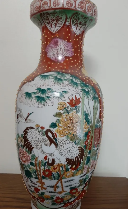 Vintage Japanese Crane Vase image indicator(2)