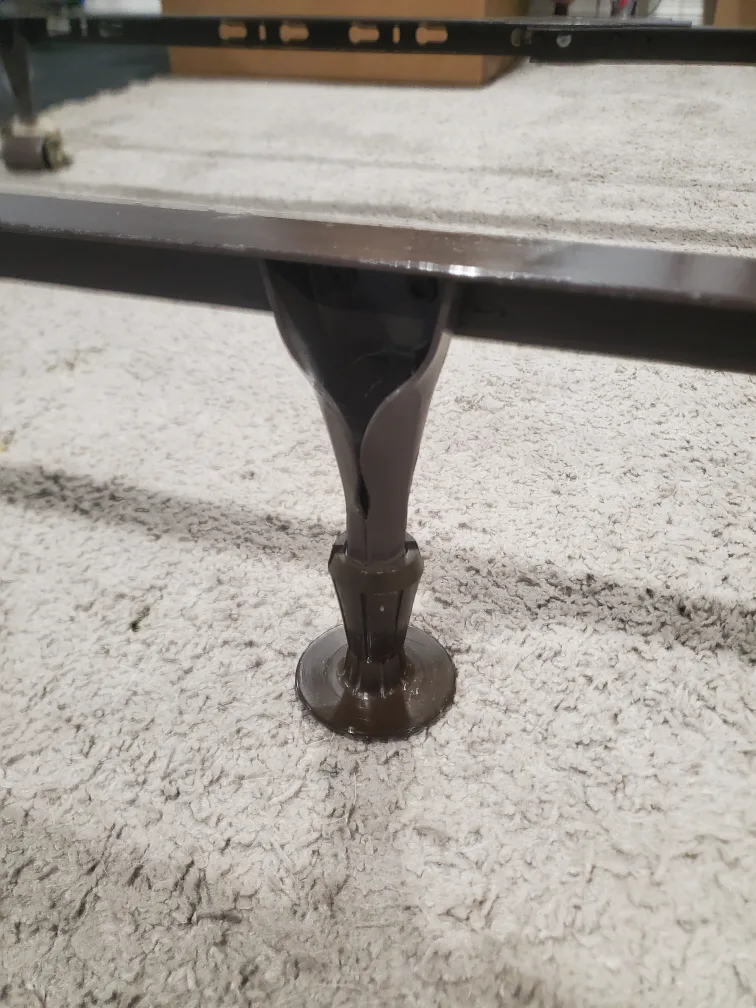 Adjustable Metal Bed Frame 🇨🇦 image indicator(3)