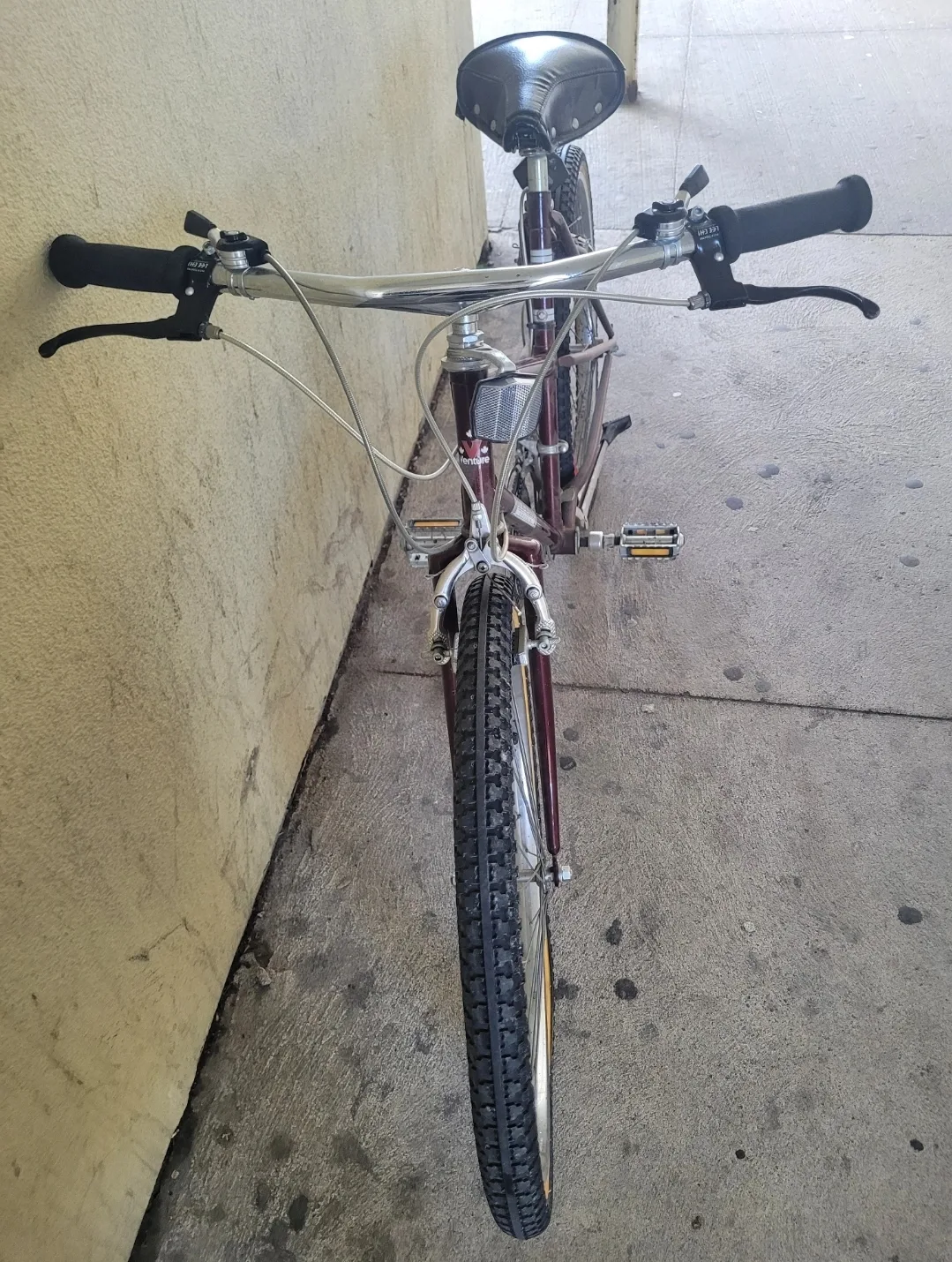 Vintage Bicycle 🇨🇦 image indicator(2)