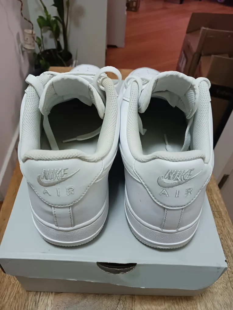 🔥Nike Air Force 1 Low '07 White Size 12 USED IN BOX image indicator(4)