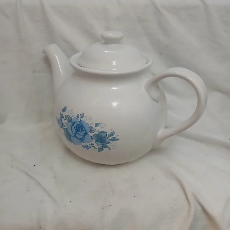 Corelle Coordinates Teapot with Box image indicator(3)
