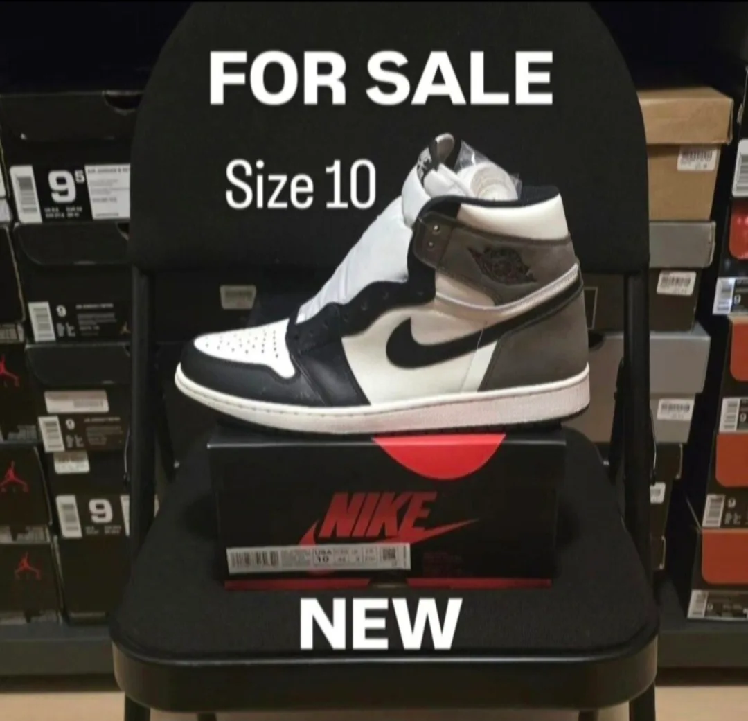 Air Jordan 1 Dark Mocha size 10 thumbnail