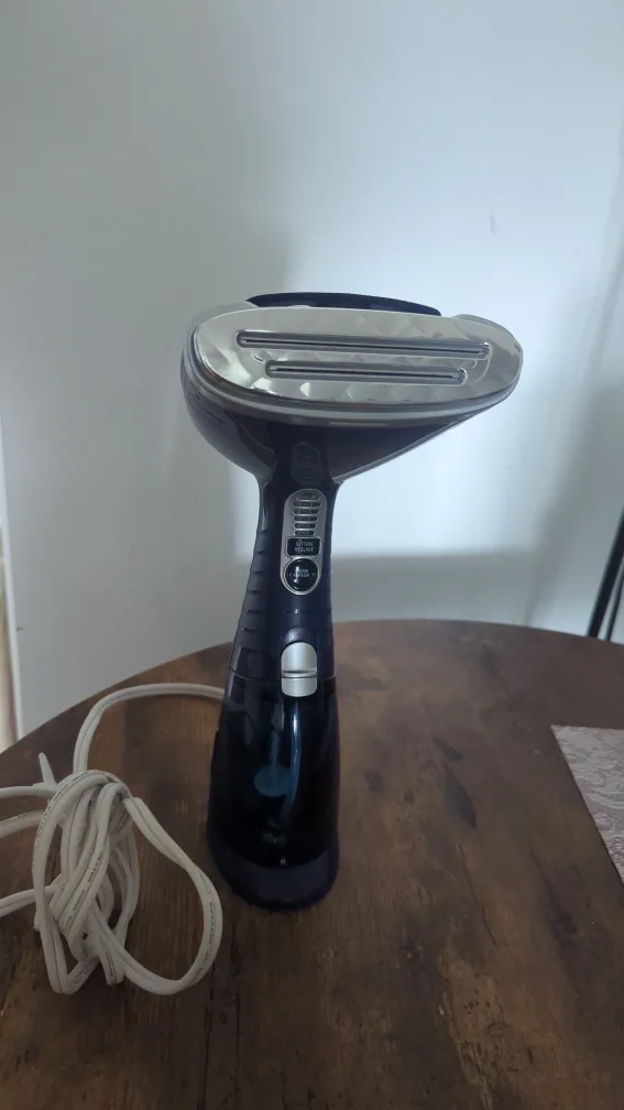 CONAIR Handheld Garment Steamer thumbnail