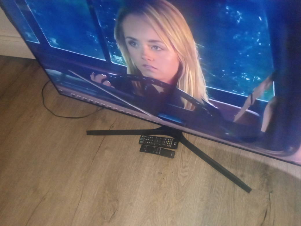 Samsung TU8500 smart tv 55 inch