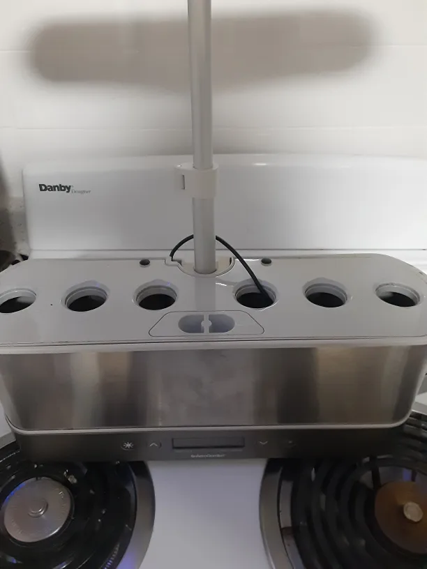 Aerogarden Indoor Garden System thumbnail