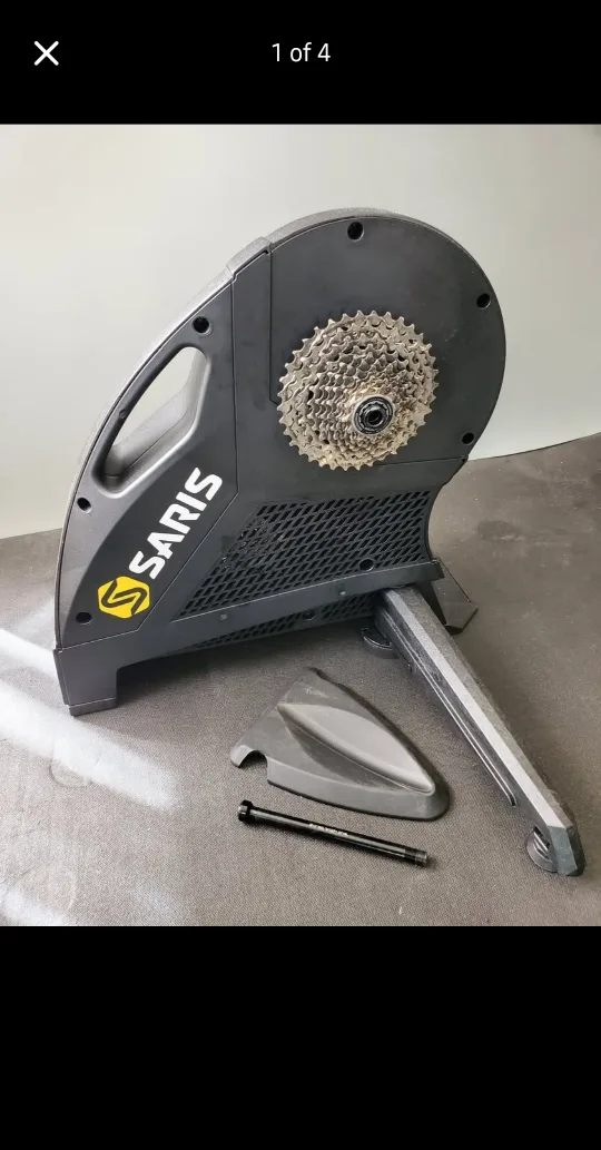 Saris H3 Plus Smart Trainer + 12sp Cassette + Accessories thumbnail