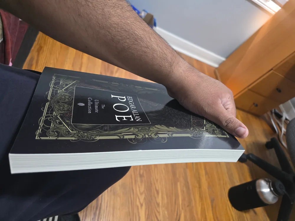 14 Books and Comics Collection image indicator(10)