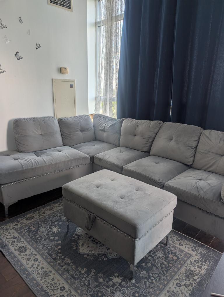 Grey Sectional Sofa with Ottoman
