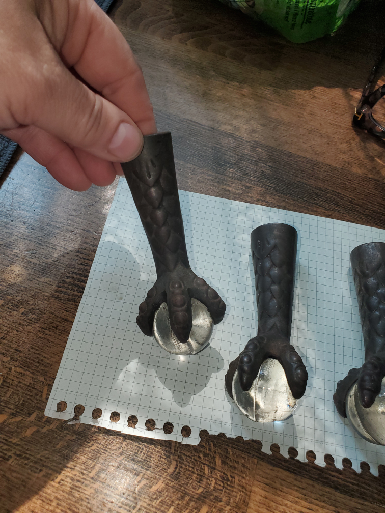 Set of 3 Vintage Claw & Ball Furniture Feet - photo 2