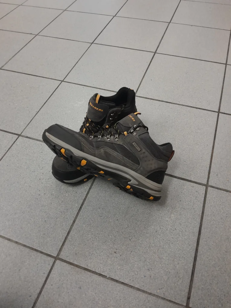 Skechers Waterproof Hiking Boots Size 12 thumbnail