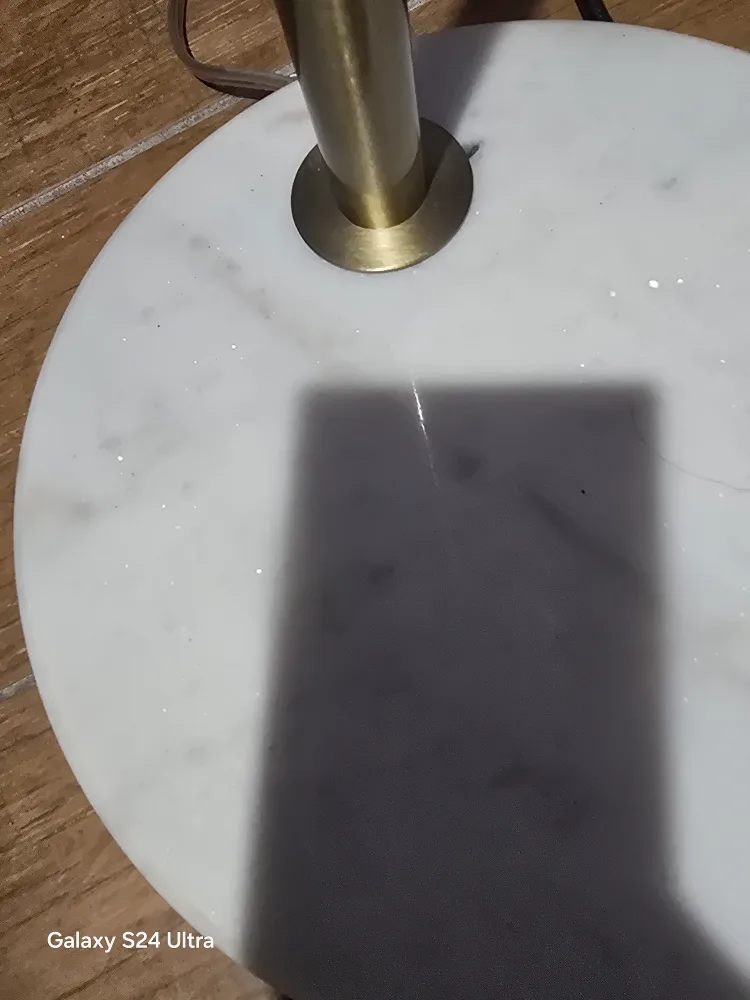 White & Gold Floor Lamp image indicator(3)