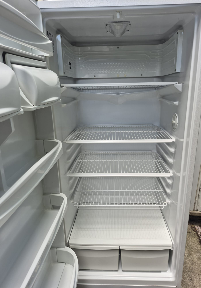 wood household refrigerator - photo 2