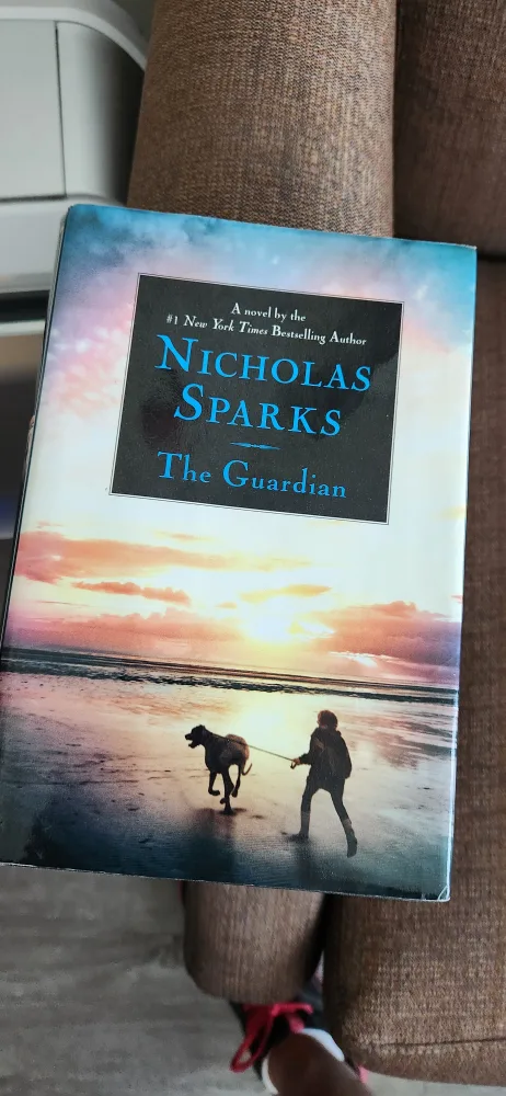 The Guardian by Nicholas Sparks🇨🇦 thumbnail