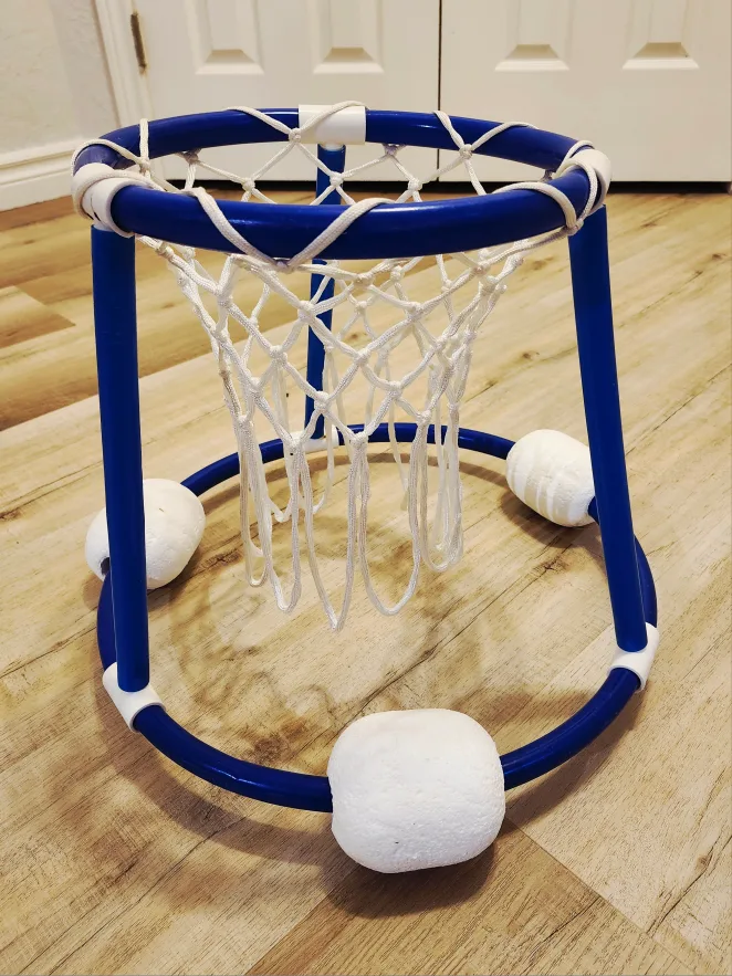 Floating pool basketball hoop. Pick up in Kitchener, $15 thumbnail