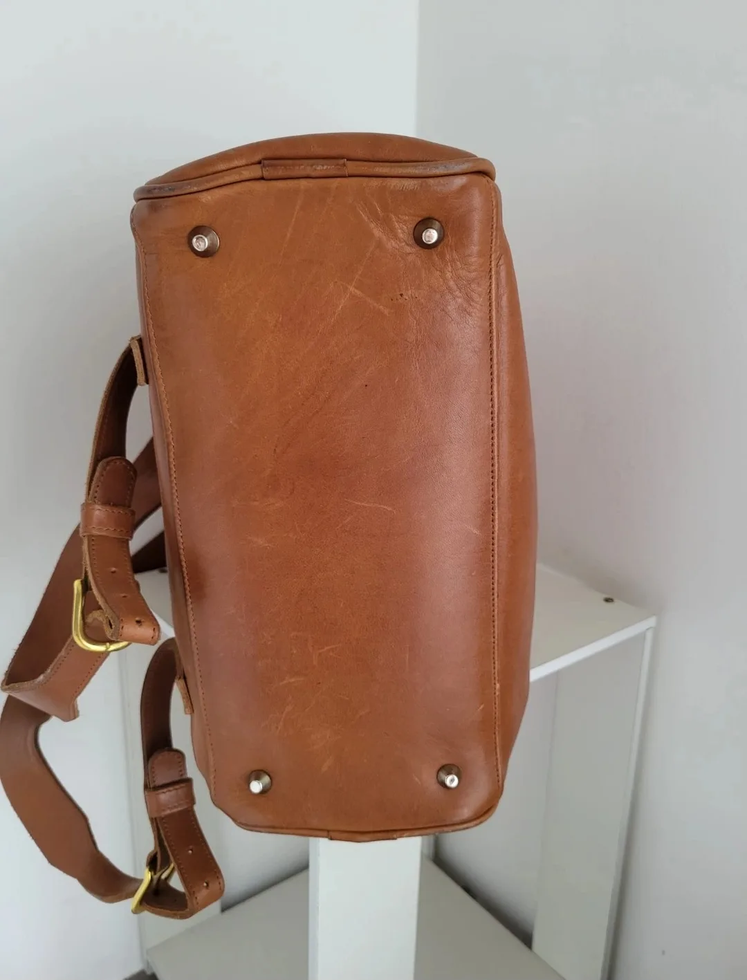 100% Genuine Leather Backpack - Made in Canada image indicator(8)