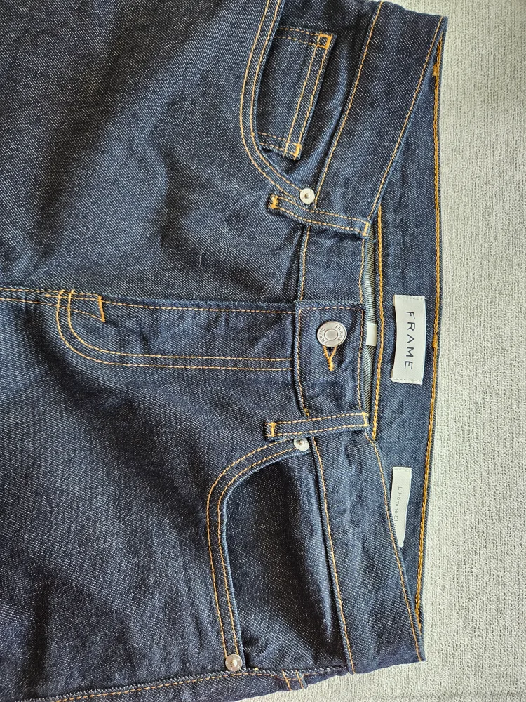 FRAME L'Homme Slim Jeans, Size 30 image indicator(3)