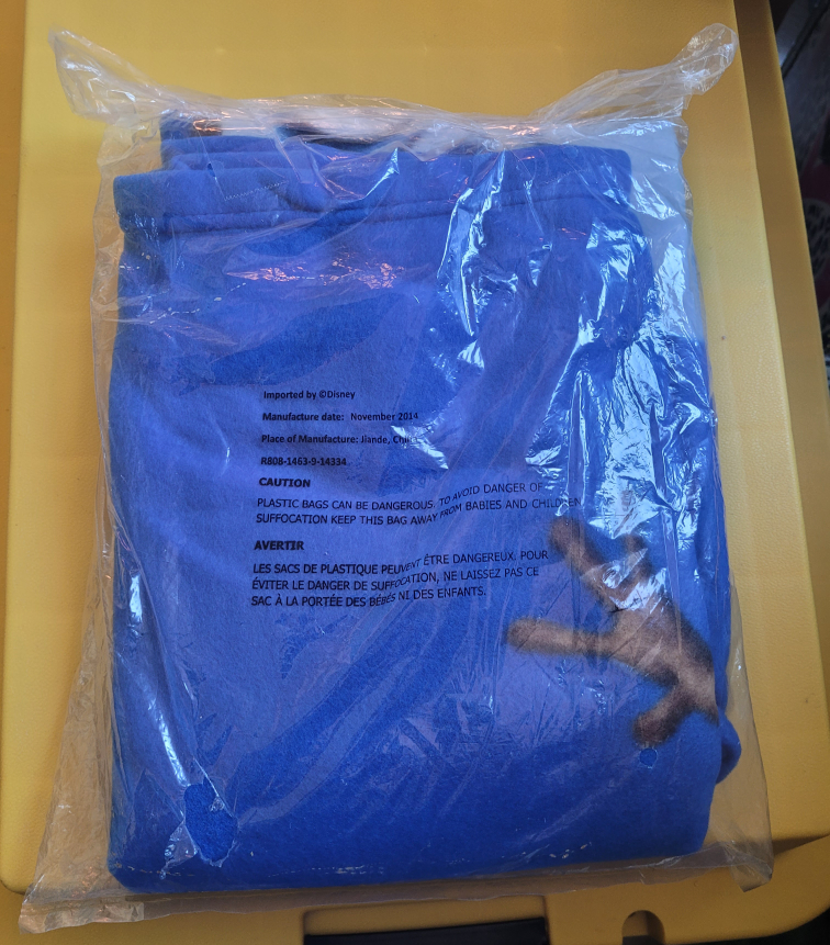 Disney Pluto Blanket, New in Package - photo 2