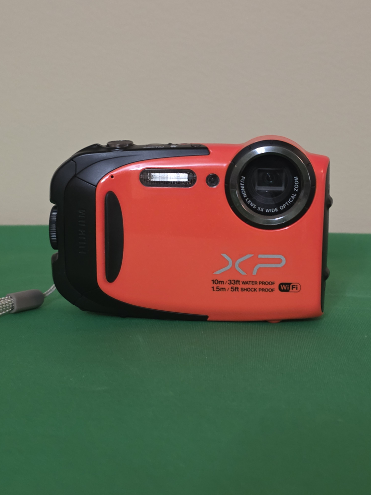 Fujifilm FinePix XP70 Waterproof Camera