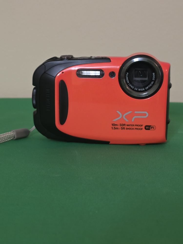 Fujifilm FinePix XP70 Waterproof Camera - photo 2