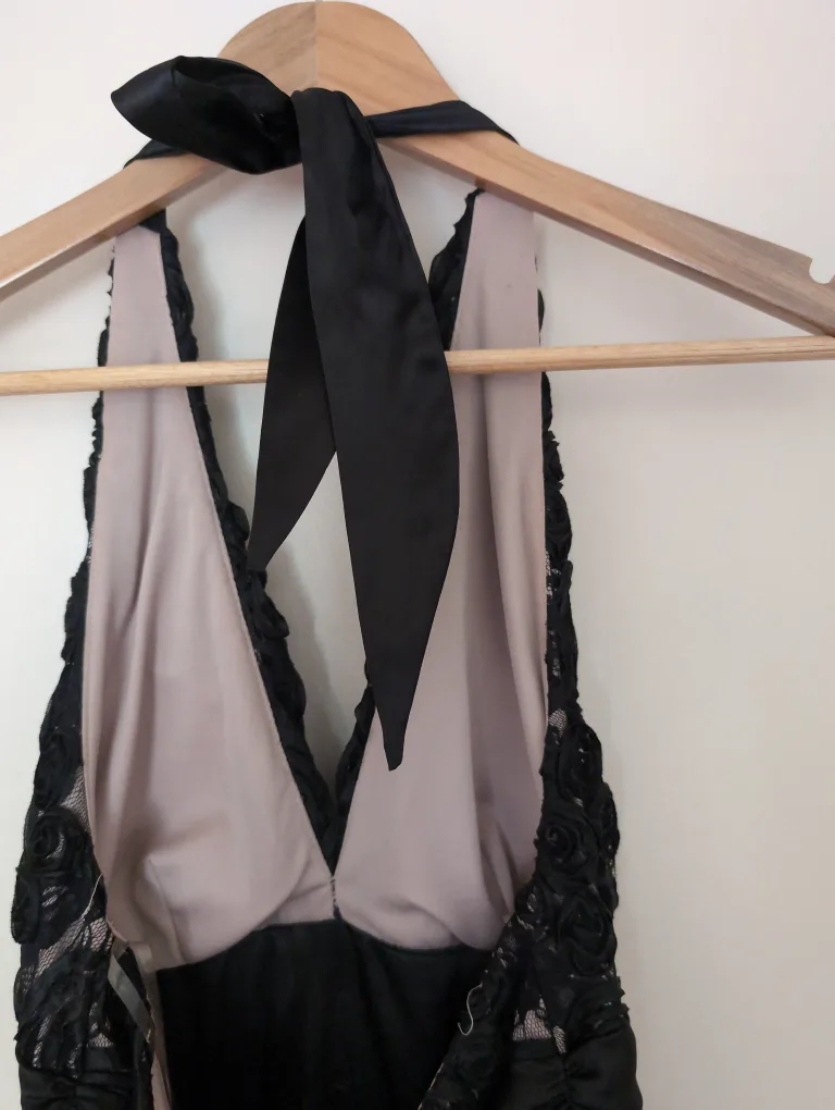 🇨🇦Pink Violet Black Lace and Satin Halter Dress image indicator(3)