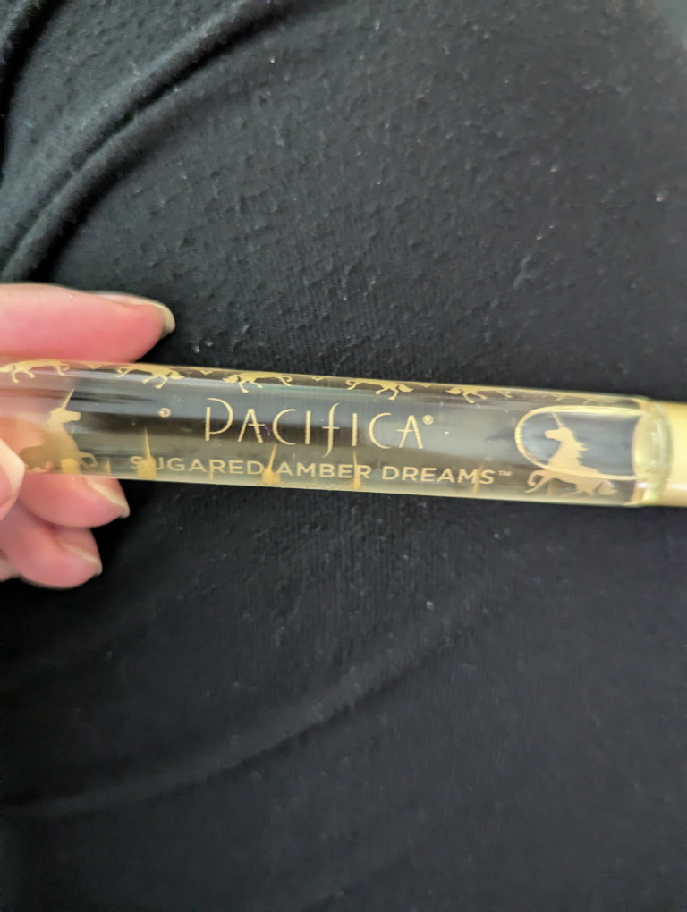 Pacifica Sugared Amber Dreams Perfume Rollerball