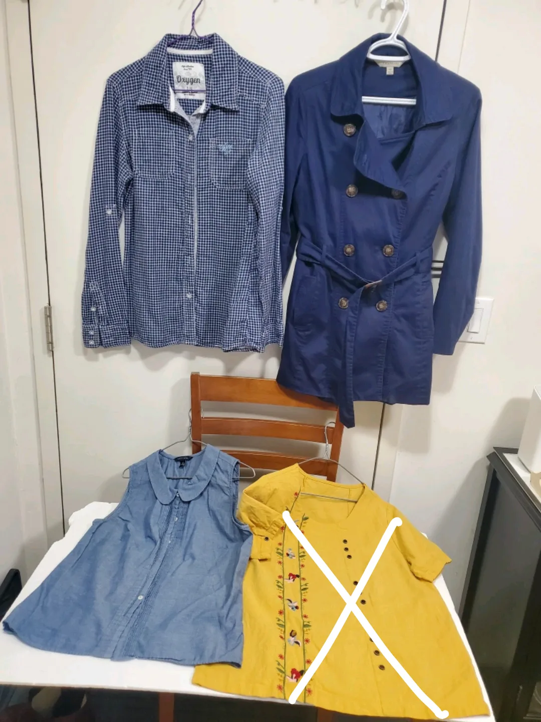 Women's Clothing Bundle:Medium- Shirts, Pants + ($18 for all) thumbnail