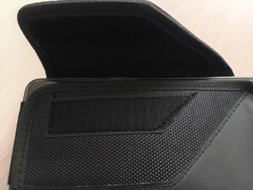 Nite Ize Phone Holster image indicator(3)