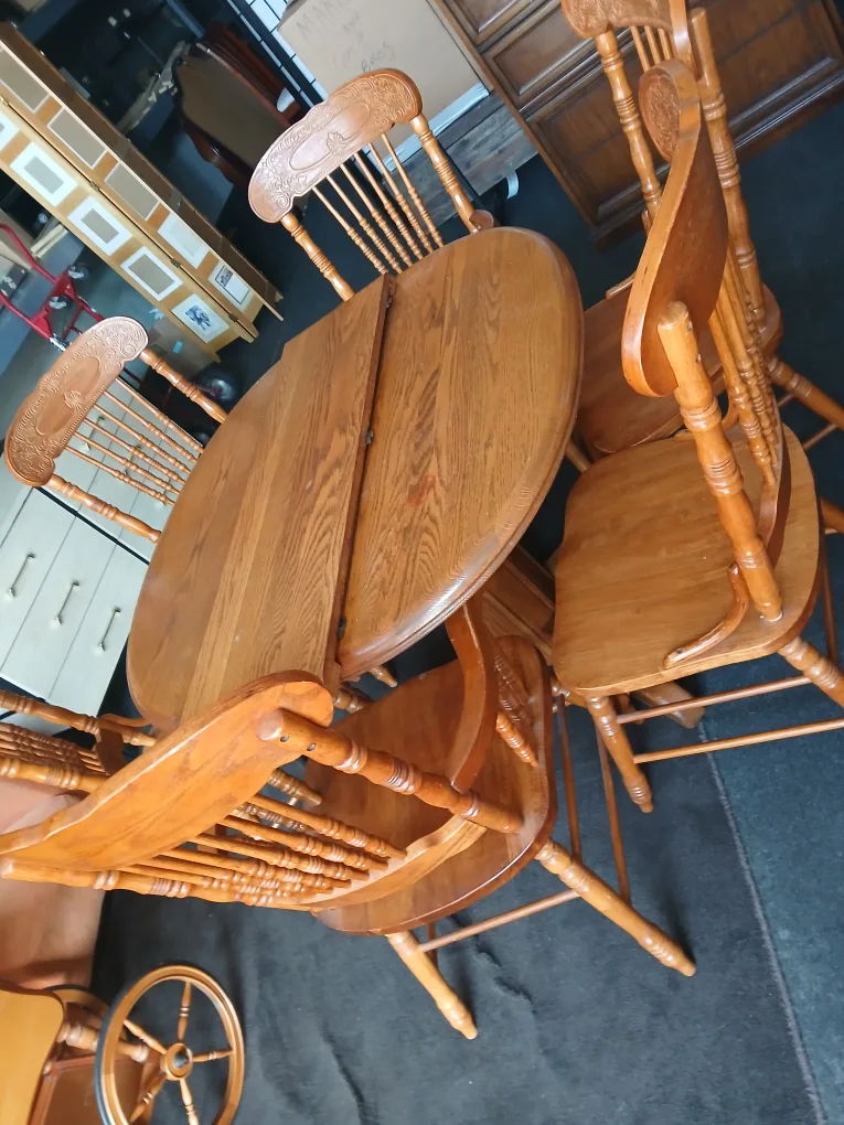 dining g set good condition thumbnail