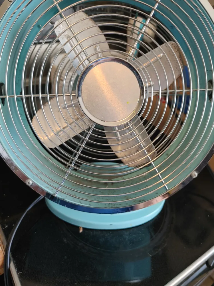 Vintage-Style Teal Desk Fan thumbnail