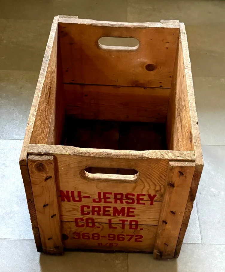 Vintage Nu-Jersey Creme Co. LTD. Wooden Crate image indicator(2)
