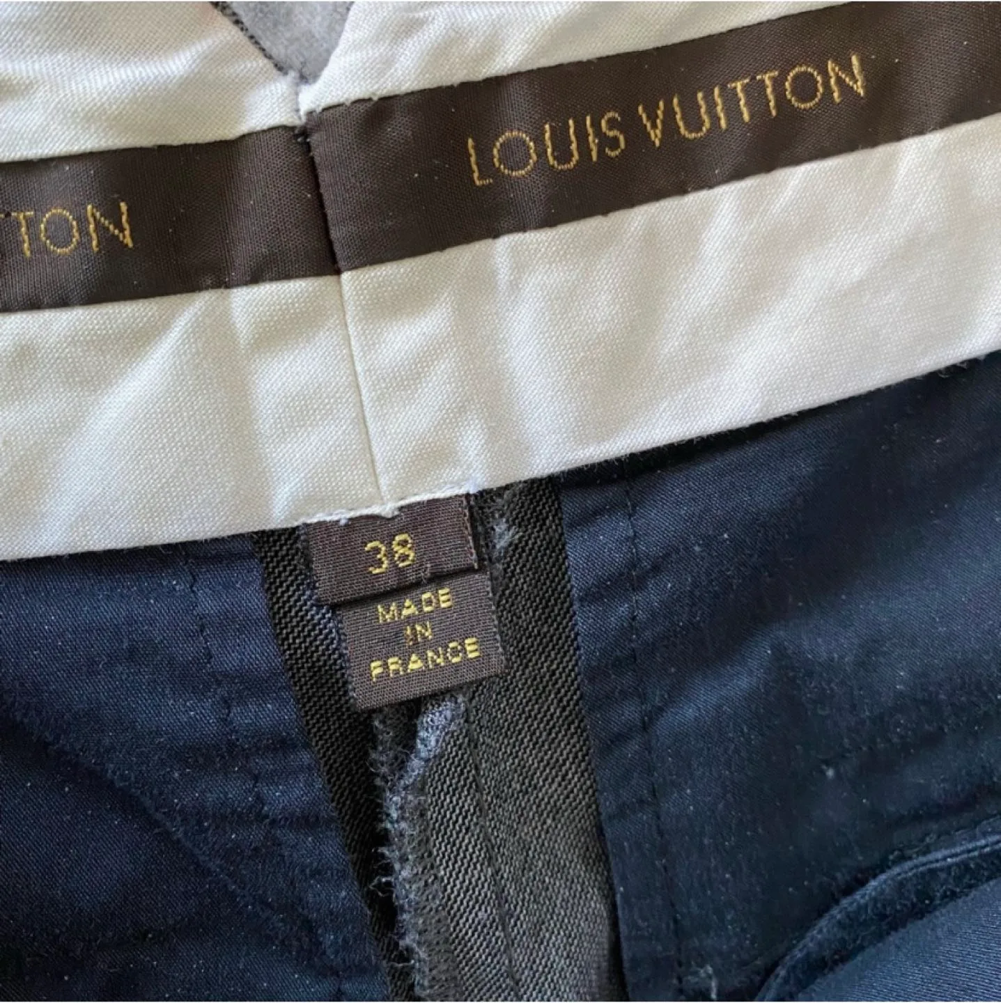 Louis Vuitton Pants Size 38 image indicator(2)