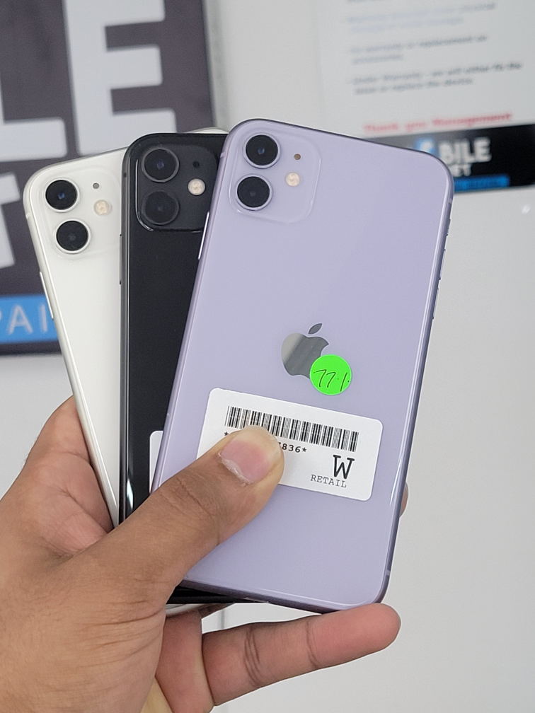 Apple iPhone 11 - Black, White & Purple - photo 4